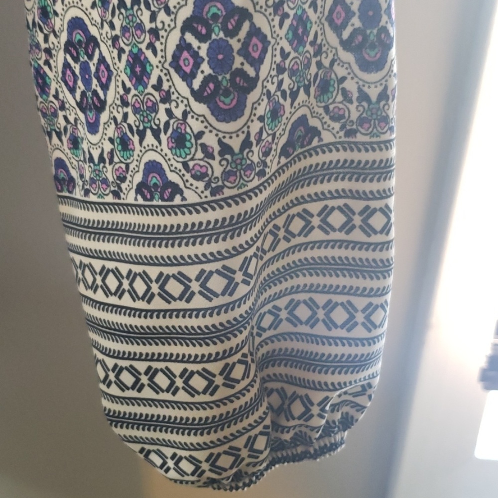 Romper - Picture 3 of 4